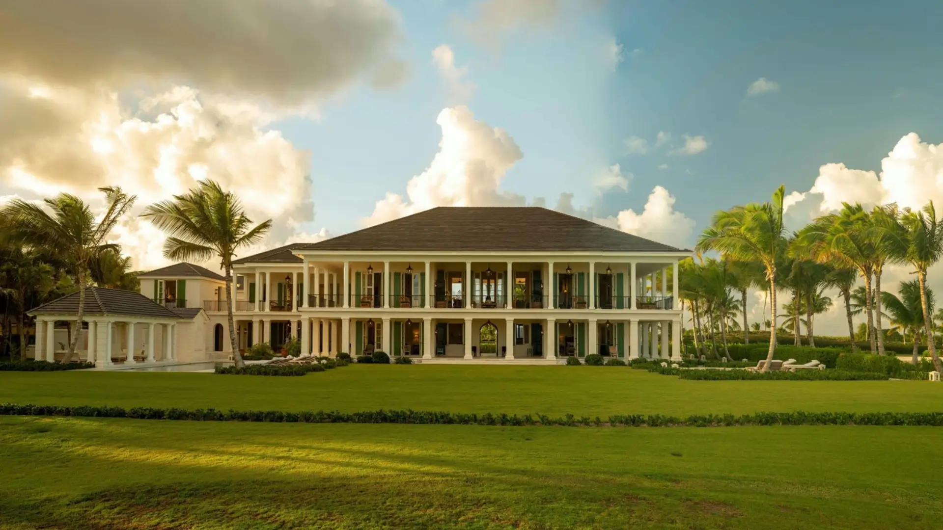 Ocean & Golf Luxury Home (4)